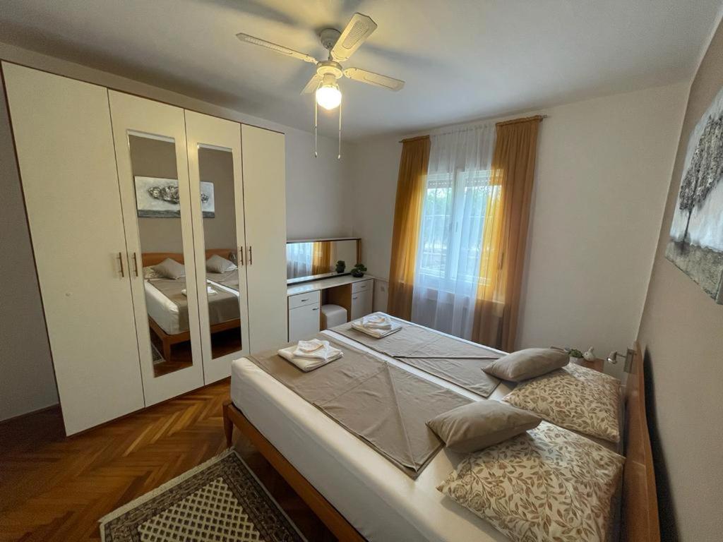 Apartman Pcelica Lejlighed Pula Eksteriør billede